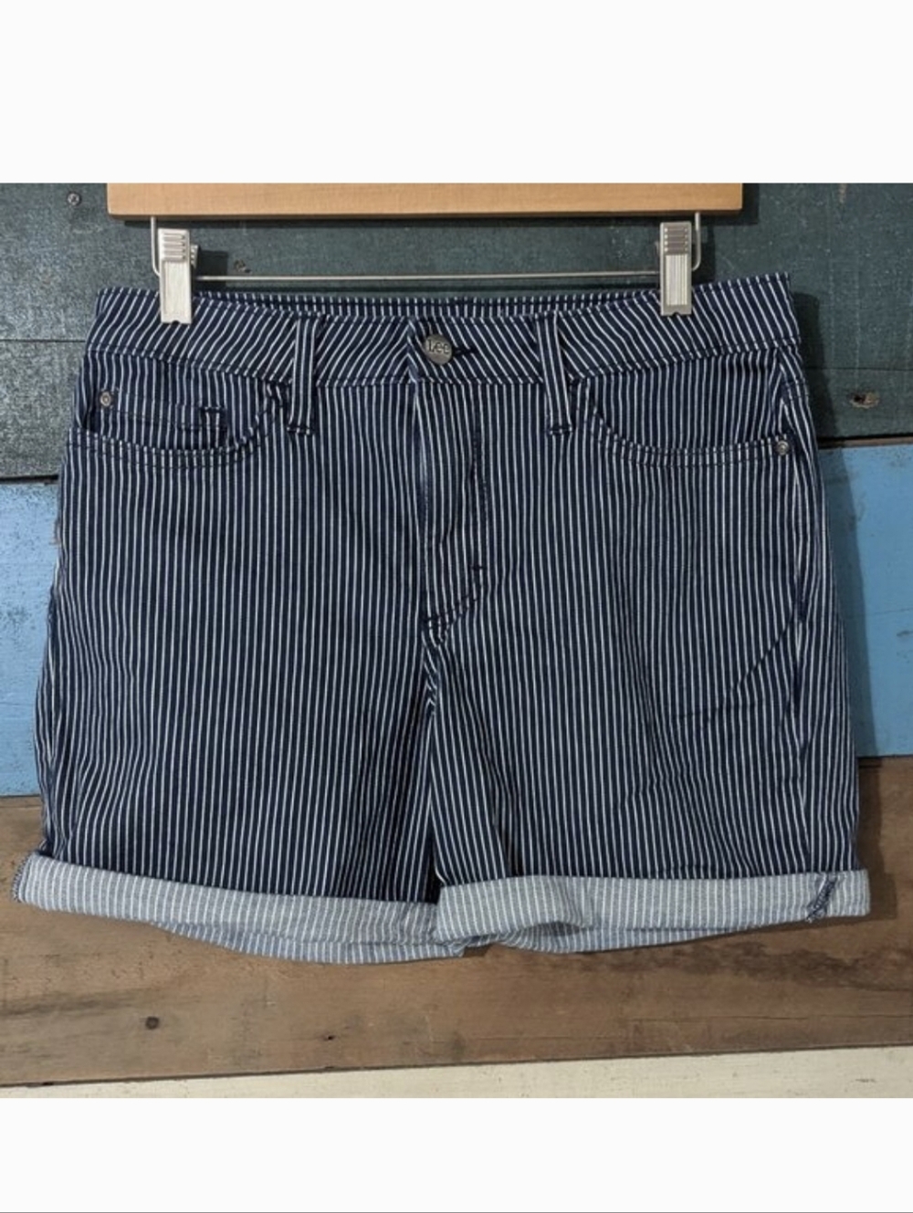 Lee Size 10 M Pinstripe Denim Shorts Conductor Cuffed Casual Dark Wash E